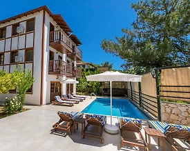 Kaş İslamlar'da Otantik Atmosferli, Ahşap Mimarili, Lüks Villa - 3