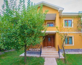 Sapanca Kırkpınar'da Ferah Bahçeli, Modern Tasarımlı, Şömineli Villa - 3