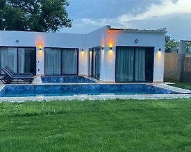 Muğla Fethiye'de Geniş Bahçeli, Özel Havuzlu, Kiralık Lüks Villa - 2