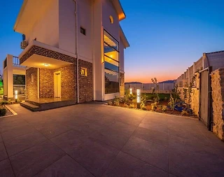 Fethiye Ölüdeniz'de Göz Alıcı Tasarımlı, Özel Havuzlu, Jakuzili Villa - 5