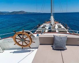 Bodrum Çıkışlı 12 Kişilik, 28 Metre, Kiralık Konforlu Gulet - 3