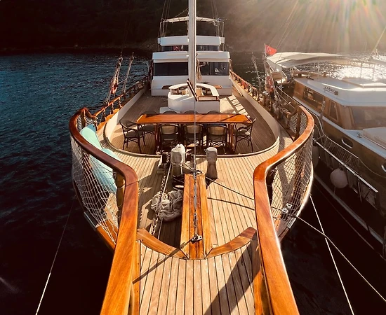 Göcek'te Eşsiz Mavi Sularda, 5 Çift Kabinli, Kiralık Gulet - 1