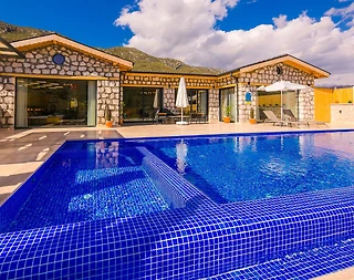 Kaş Hacıoğlan'da Doğanın Kalbinde, Özel Havuzlu, Şık Taş Villa - 3