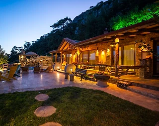 Muğla Menteşe'de Muhteşem Tasarıma Sahip, Özel Havuzlu, Kiralık Villa - 3