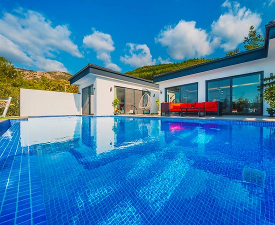 Kaş Üzümlü'de Muhteşem Doğada, Özel Havuzlu, Jakuzili Villa - 1