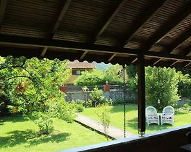 Sakarya Sapanca'da Eşsiz Bahçeye Sahip, Konforlu Ahşap Yazlık - 2