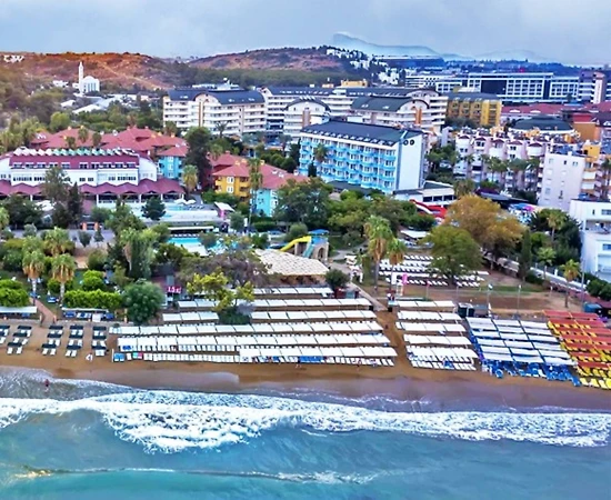 Alanya Türkler'de Merkeze Yakın, Geniş Ailelere Uygun, Kiralık Villa - 1