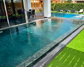 Antalya Serik'te Ferah Bahçeli, Isıtmalı Havuzlu, Konforlu Lüks Villa - 2