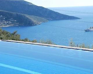 Kaş Kalkan'da Denize Yürüyüş Mesafesinde, Geniş Havuzlu Daire - 3