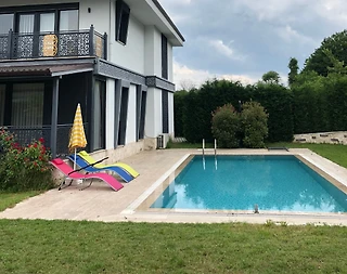 Sapanca Kırkpınar'da Eşsiz Lokasyonda, Özel Havuzlu, Bahçeli Villa - 5