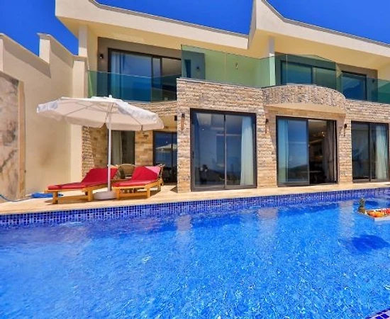 Kaş İslamlar'da Doğa ve Deniz Manzaralı, Özel Havuzlu, Kiralık Villa - 1