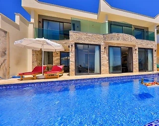 Kaş İslamlar'da Doğa ve Deniz Manzaralı, Özel Havuzlu, Kiralık Villa - 1