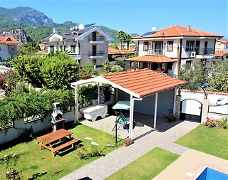 Ortaca Dalyan'da Merkezi Konumda, Özel Havuzlu, Şık Villa - 3