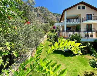 Fethiye Göcek'te Deniz Manzaralı, Özel Havuzlu, Konforlu Villa - 4