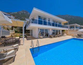 Kaş Kalkan'da Merkezi Konumda, Özel Havuzlu, Jakuzili, Kiralık Villa - 5