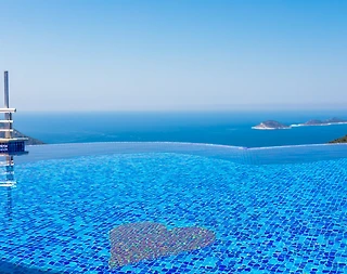 Kaş İslamlar'da Muhteşem Tasarıma Sahip, Sonsuzluk Havuzlu, Lüks Villa - 2