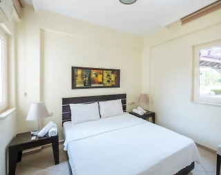 Didim Akbük'te Denize Sıfır, Özel Plajlı, 3+1, Kiralık Villa - 5