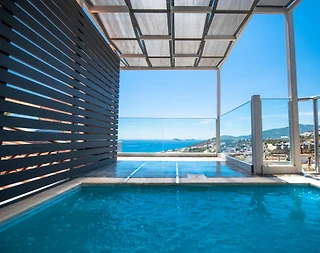 Kaş Kalkan'da Merkeze ve Denize Yakın Konumda, Ferah Tatil Evi - 1