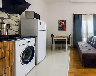 Antalya Konyaaltı'nda Denize Yakın, Merkezi Konumda, 1+0 Stüdyo Ev - 3