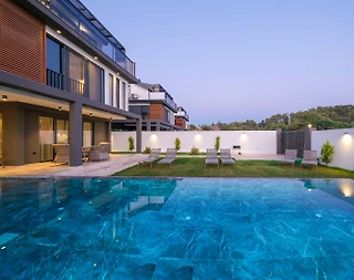 Fethiye Foça'da Ferah Bahçeli, Özel Havuzlu, Saunalı, Lüks Villa - 2