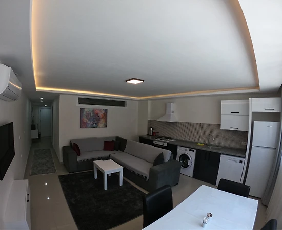 İzmir Çeşme'de Merkeze Yakın Mesafede, Konforlu, 1+1 Kiralık Suit - 1
