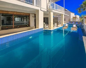 Kaş Kalkan'da Denize Yürüme Mesafesinde, Özel Havuzlu, Tripleks Villa - 3