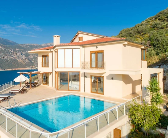 Kaş Andifli'de Deniz Manzaralı, Özel Havuzlu, 2+1 Kiralık Villa - 1