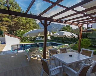 Fethiye Ölüdeniz'de Denize Yakın, Özel Havuzlu, Bahçeli Villa - 5