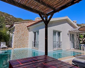 Fethiye Ölüdeniz'de Elverişli Konumda, Özel Havuzlu, Kiralık Villa - 2