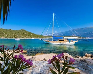 Kaş Kalkan'da 19 Metre Uzunlukta, 9 Kişilik, Klimalı, Muazzam Gulet - 1