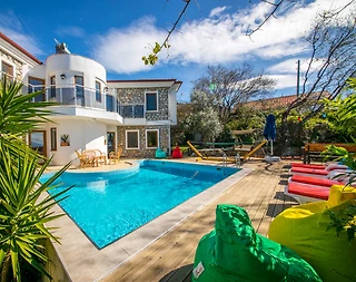 Marmaris Söğüt'te Tasarımıyla Büyüleyen, Özel Havuzlu, 8 Kişilik Villa - 2