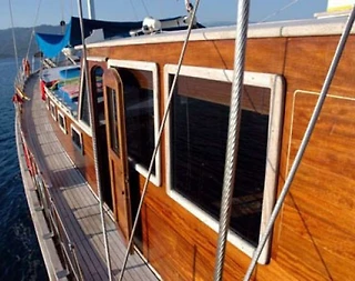 Muğla Fethiye'de, 12 Kişilik, Ahşap İç Dekorasyona Sahip, Gulet - 4