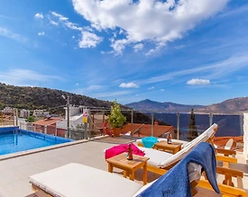 Kaş Kalkan'da Göz Alıcı Deniz Manzaralı, Özel Havuzlu, Kiralık Villa - 2