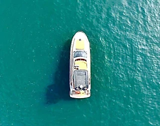 Muğla'da Göcek Çıkışlı, Eşsiz Mavilikte, Konforlu Kiralık Motoryat - 4