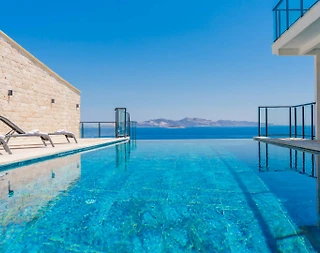 Kaş Gökçeören'de Büyüleyici Deniz Manzaralı, Özel Havuzlu, Lüks Villa - 4