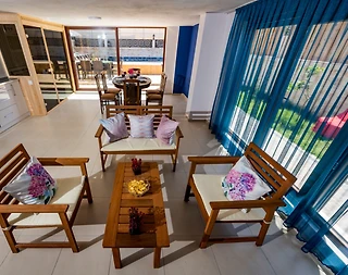 Demre'de Deniz Manzaralı, Havuzlu, Jakuzili ve Saunalı, Kiralık Villa - 4