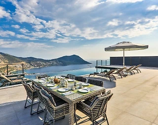 Kaş Kalkan'da Nefes Kesici Manzaralı, Özel Havuzlu, Modern Villa - 4
