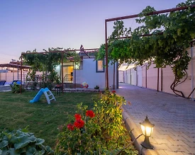 Fethiye Çamköy'de Geniş Bahçeli, Özel Havuzlu, 4 Kişilik Villa - 3