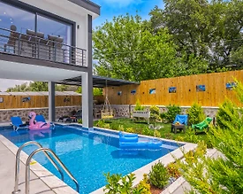 Kalkan Çayköy'de Bahçeli, Özel Havuzlu, Konforlu, 4 Kişilik, Şık Villa - 3