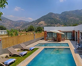 Fethiye Yeşilüzümlü'de Sakin Konumda, Özel Havuzlu, Lüks Villa - 2