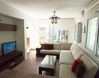 Aydın Kuşadası'nda Huzurlu ve Sakin Ortam Arayanlara, Bahçe Katı - 5