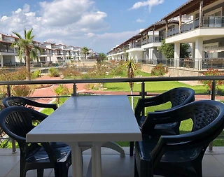 Kuşadası Güzelçamlı'da Ortak Havuzlu, Denize Yakın, Kiralık Villa - 5