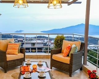 Kaş Bezirgan'da Muhteşem Deniz Manzaralı, Özel Havuzlu, Tripleks Villa - 5