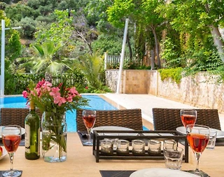 Kaş Kalkan'da İhtişamlı Deniz Manzaralı, Özel Havuzlu, Keyifli Villa - 3