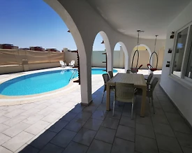 Serik Kadriye'de Modern Tasarımlı, Özel Havuzlu, Kiralık Villa - 3