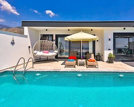 Kalkan Üzümlü'de Doğa Manzaralı, Özel Havuzlu, Lüks Balayı Villası - 3