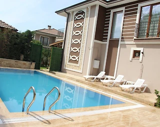 Sapanca'da Yeşillikler İçerisinde, Özel Havuzlu, 12 Kişilik Villa - 1