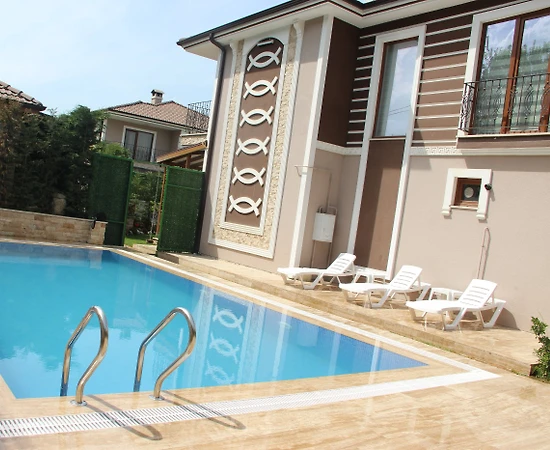 Sapanca'da Yeşillikler İçerisinde, Özel Havuzlu, 12 Kişilik Villa - 1