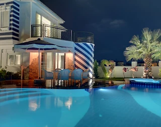 Serik Belek'te Merkezi Konumda, Özel Havuzlu, Jakuzili, Lüks Villa - 1