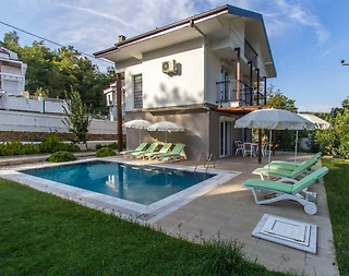 Fethiye Ölüdeniz'de Geniş Alanlara Sahip, Özel Havuzlu, Lüks Villa - 1
